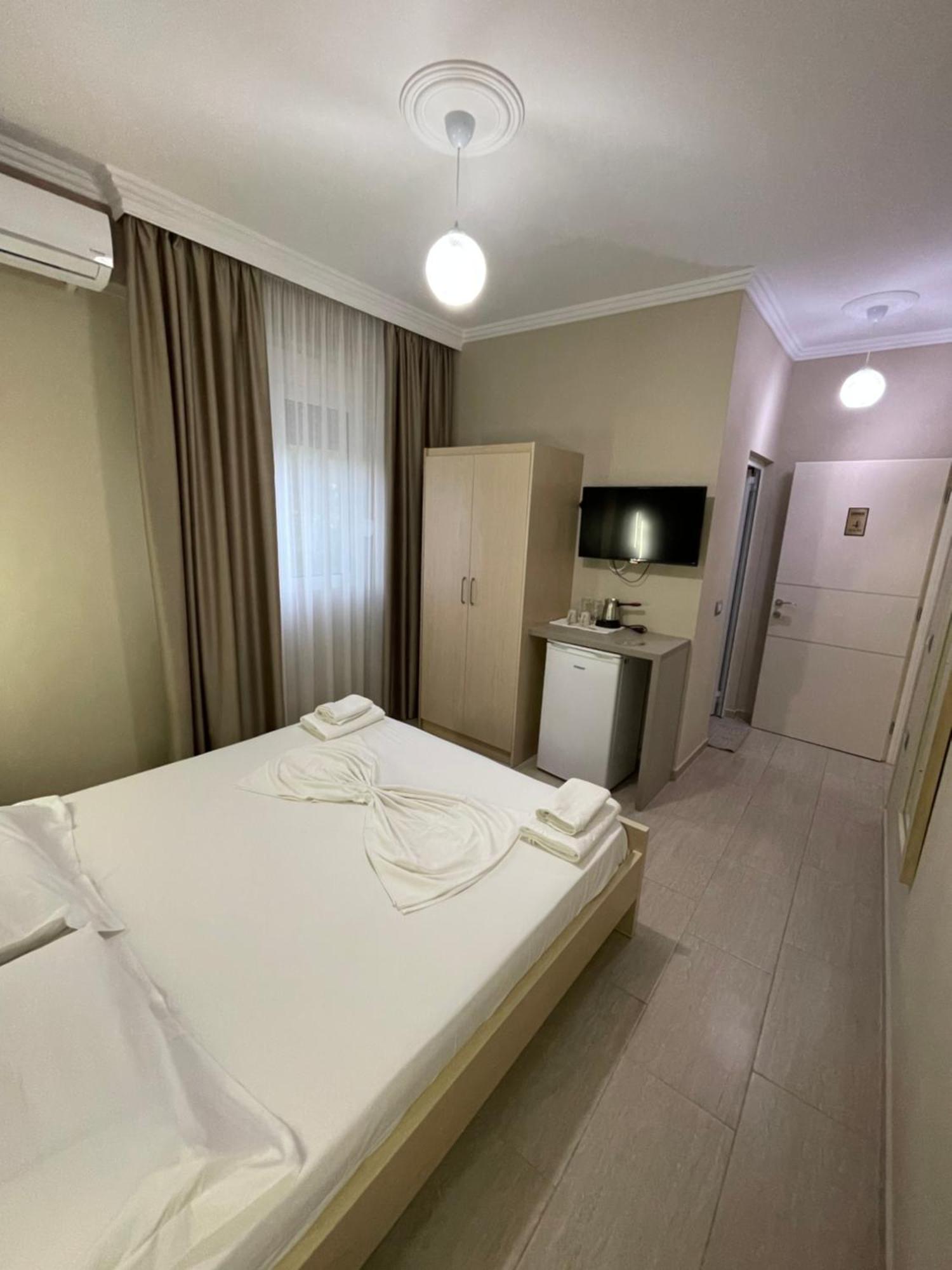 Durmishi Rooms & Apartments & Beach Sarandë Exterior foto